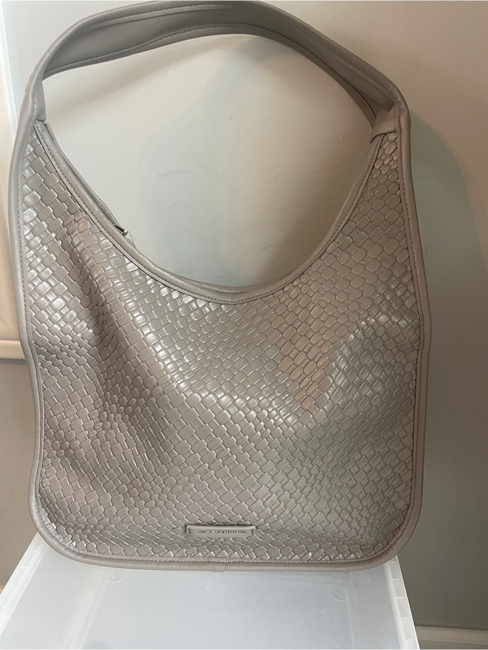 Women's Woven Shoulder Bag in Gray